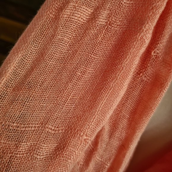 Country Road Elegant 100% Linen Coral Scarf Shawl Wrap - Picture 5 of 9